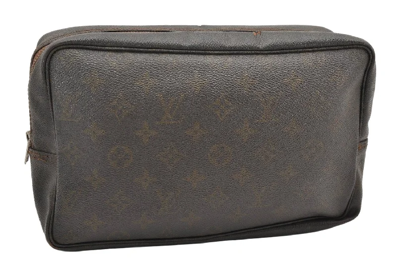 Auth Louis Vuitton Monogram Trousse Toilette 28 Clutch Hand Bag Old Model 3294K