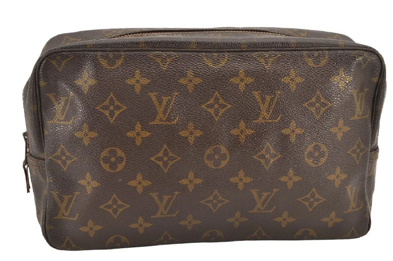 Auth Louis Vuitton Monogram Trousse Toilette 28 Clutch Hand Bag Old Model 3299K