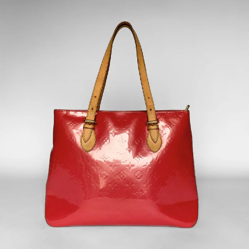 Louis Vuitton Reade PM  Vernis Leather